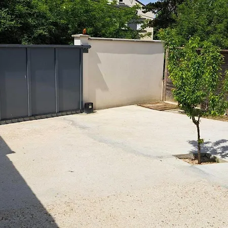 Pacific Green-80M2-Clime-2 Big Suites-Parking Prive 2 Cars-Jardin-Confort Hébergement de vacances